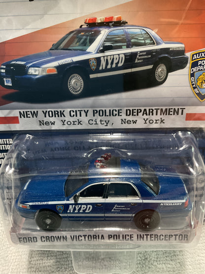 Ford Crown Victoria | NYPD | Hot Pursuit | Greenlight